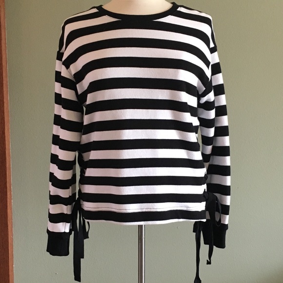 andeawy Sweaters - A NEW DAY black and white striped tie sweater